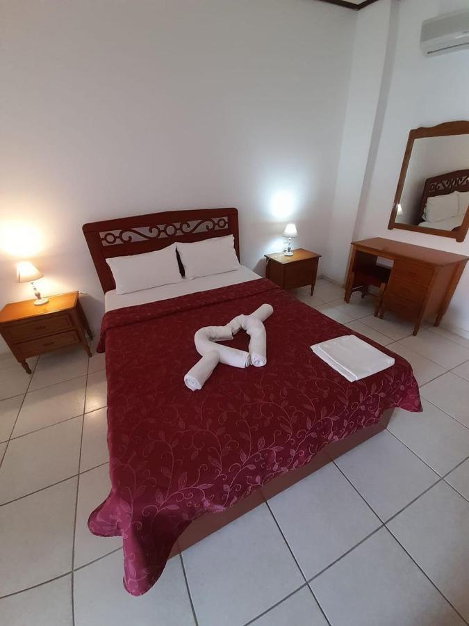 Zaneta Hotel & Apartments Neo Klima Eksteriør bilde